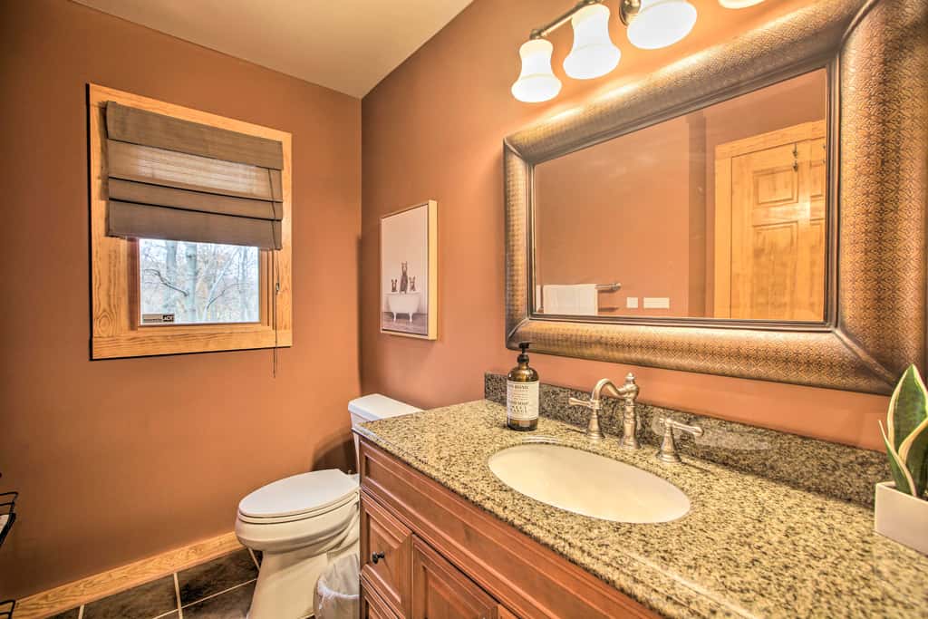 Wintergreen Resort Cabin: Near the Slopes!
