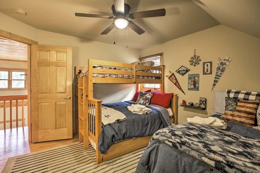 Wintergreen Resort Cabin: Near the Slopes!