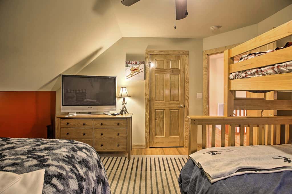 Wintergreen Resort Cabin: Near the Slopes!