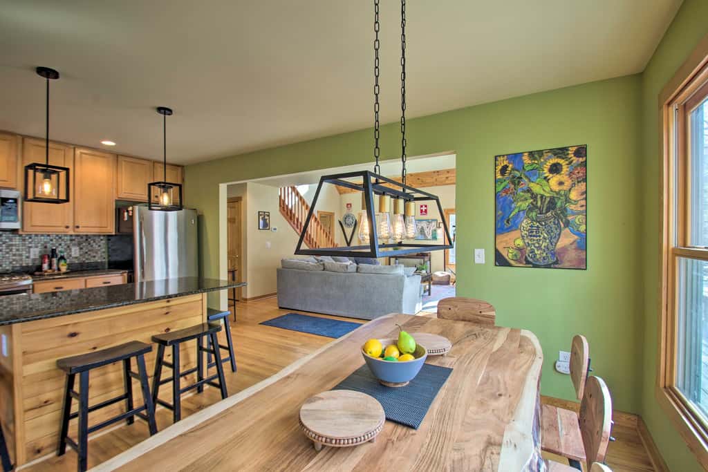 Wintergreen Resort Cabin: Near the Slopes!