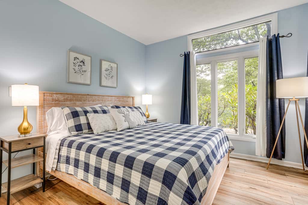 Wintergreen Condo: Walk to Slopes,Trails & Market!