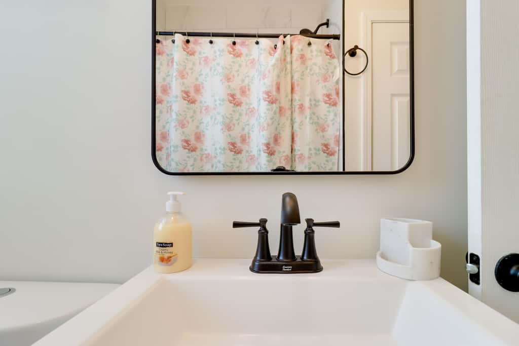 Modern Updates & Great Location! Detroit Duplex