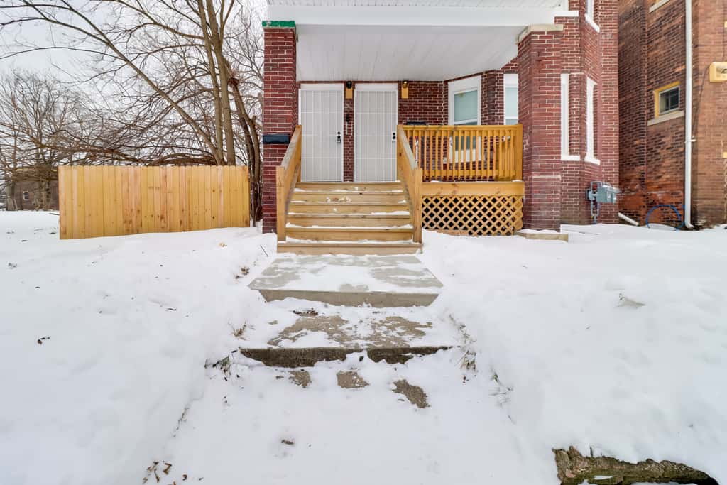 Modern Updates & Great Location! Detroit Duplex
