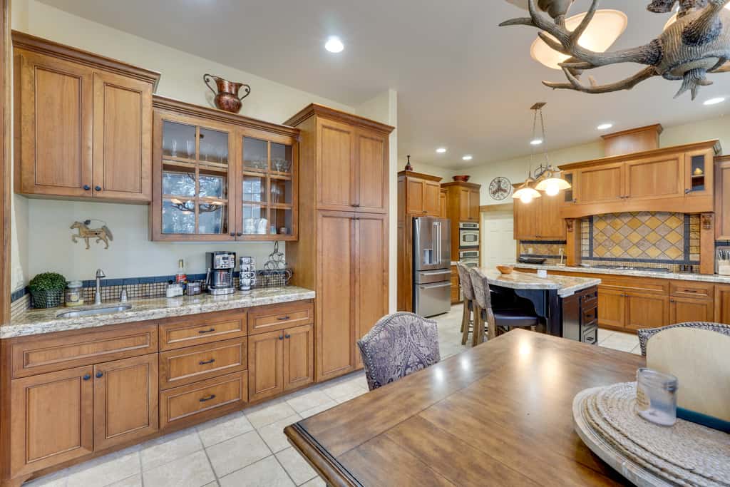 Klamath Falls Vacation Rental w/ Resort Amenities!