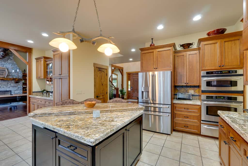 Klamath Falls Vacation Rental w/ Resort Amenities!