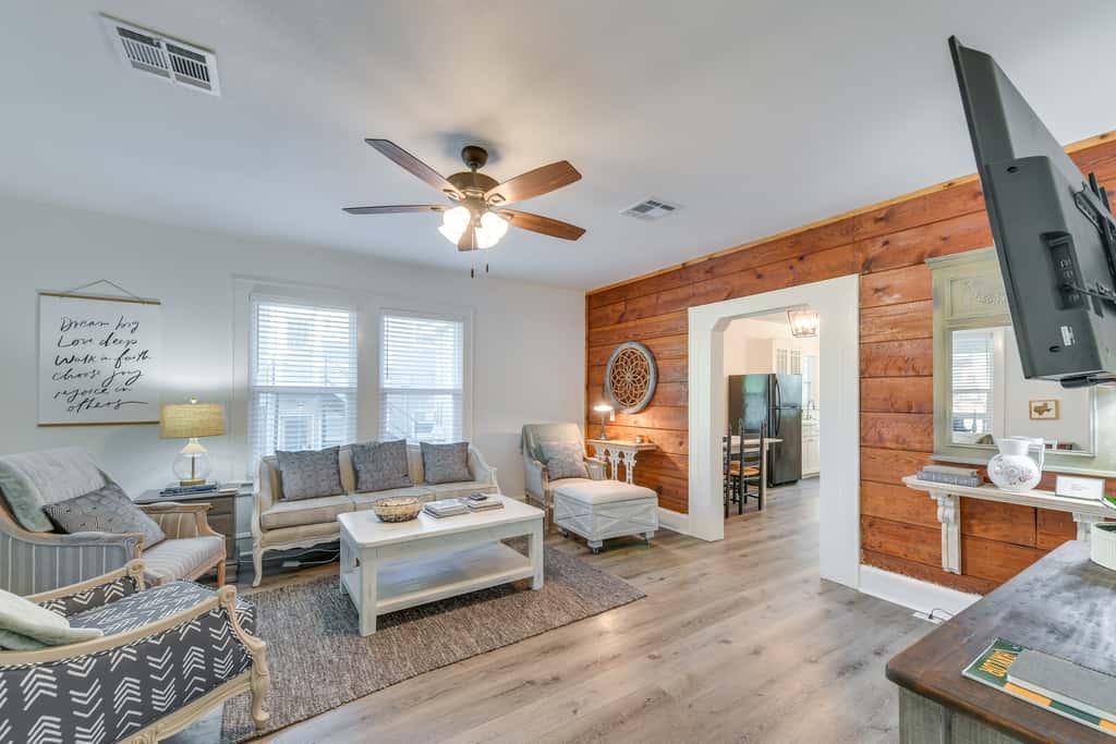 3 Mi to Baylor U: Home w/ Shared Yard