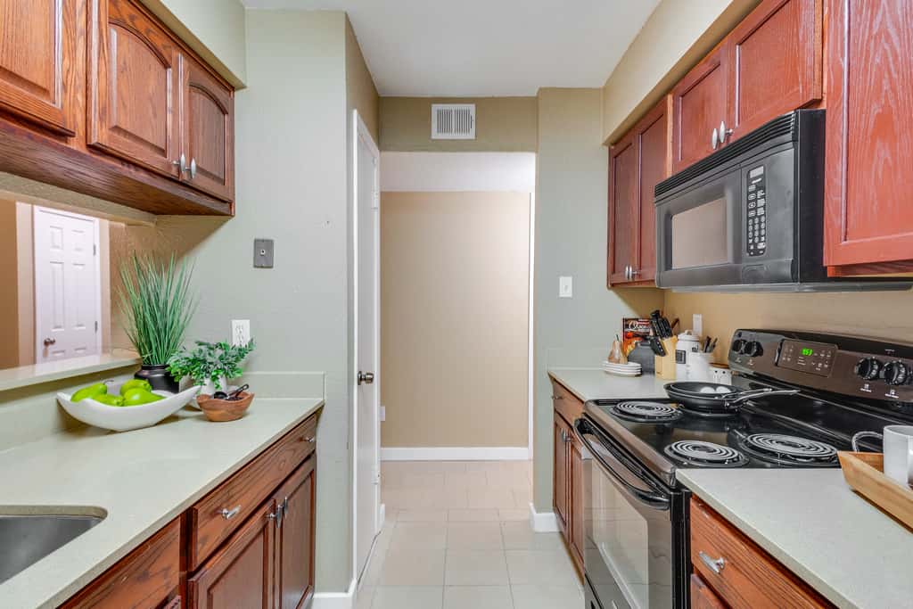 College Station Gem w/ Pool Access Near University