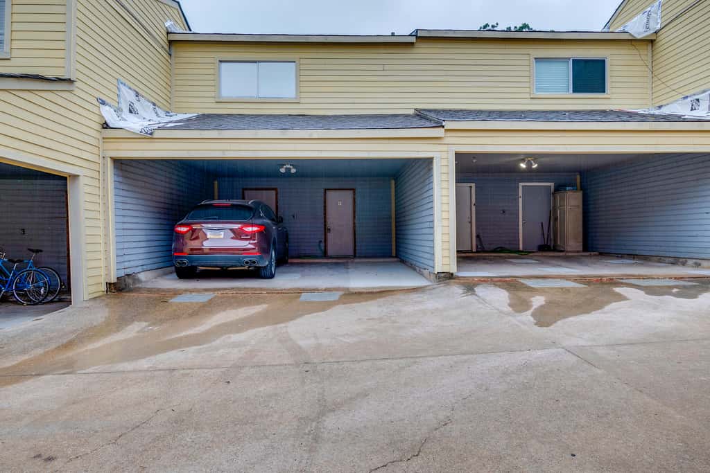 College Station Gem w/ Pool Access Near University