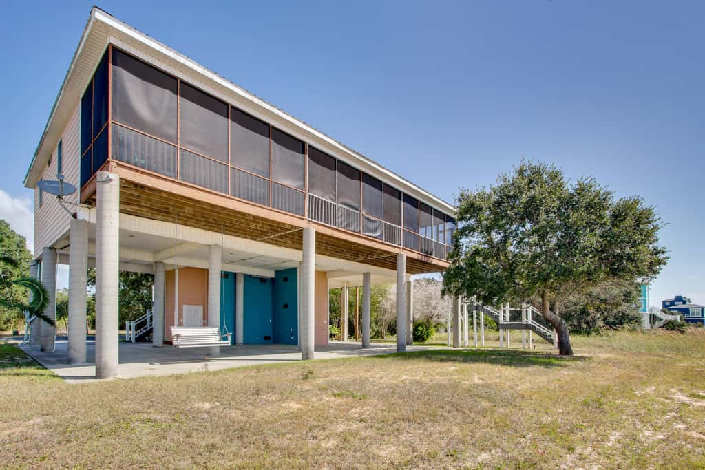 Private Beach & Views! Stilted Ocean Springs Home