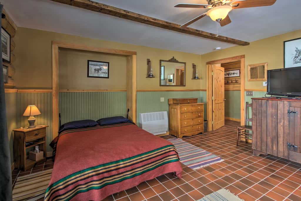 Waterfront Conway Vacation Rental w/ Deck!