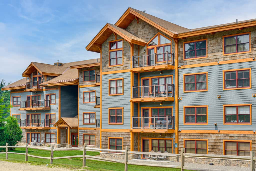 Ski-Out Family Condo at Cranmore Mountain