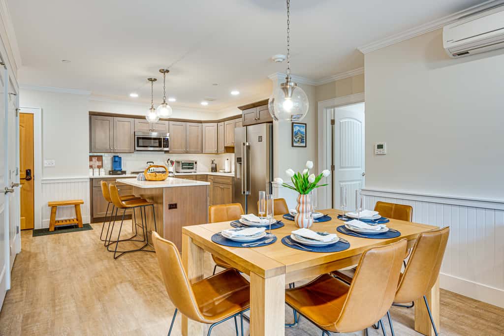Ski-Out Family Condo at Cranmore Mountain