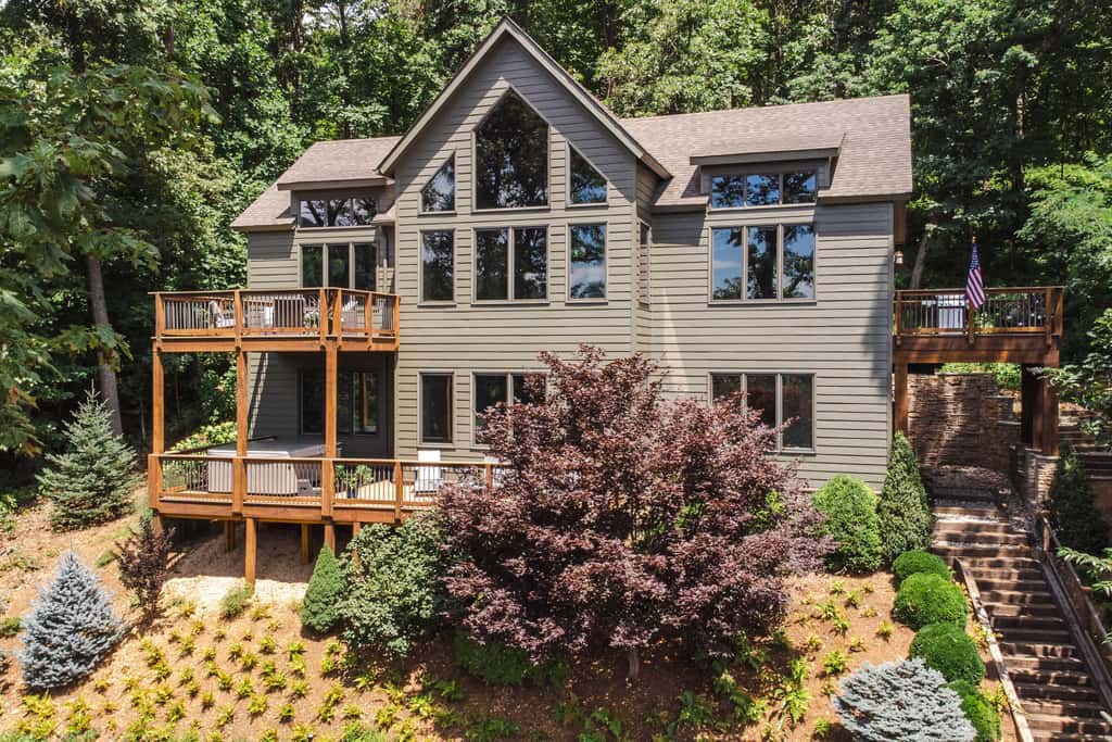 Grand Chalet w/ Hot Tub -  Near Wintergreen Resort