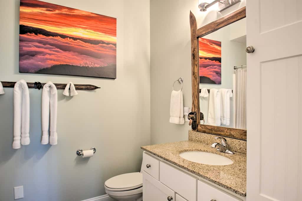 Grand Chalet w/ Hot Tub -  Near Wintergreen Resort