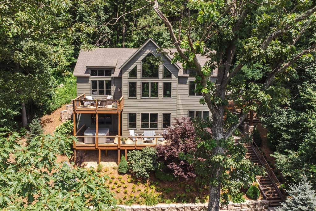 Grand Chalet w/ Hot Tub -  Near Wintergreen Resort
