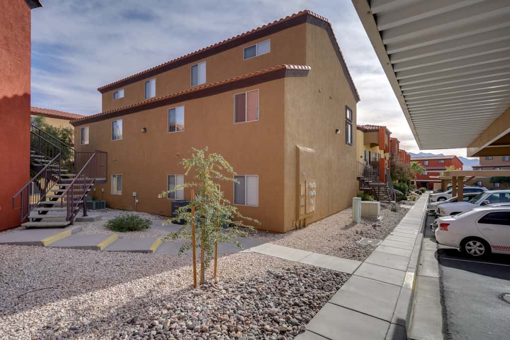 Resort Pool & Spa Access: Mesquite Condo!