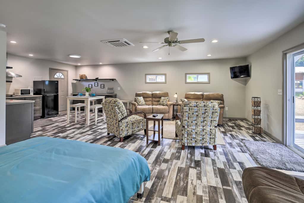 Detached Watauga Riverfront Studio w/ Grill