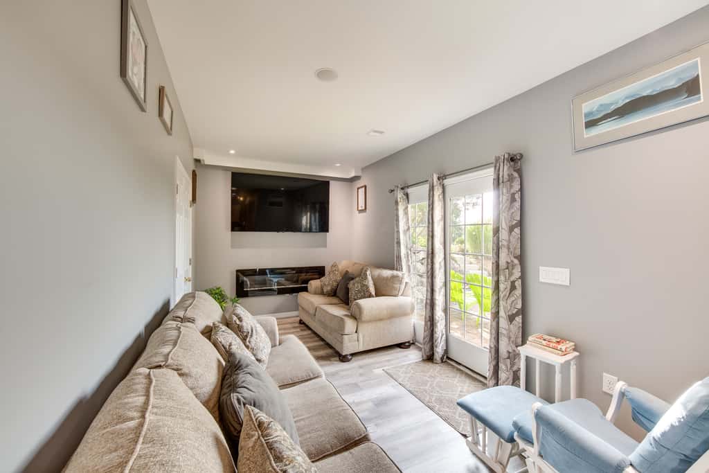Mountville Rental w/ Private Patio & Gas Grill!