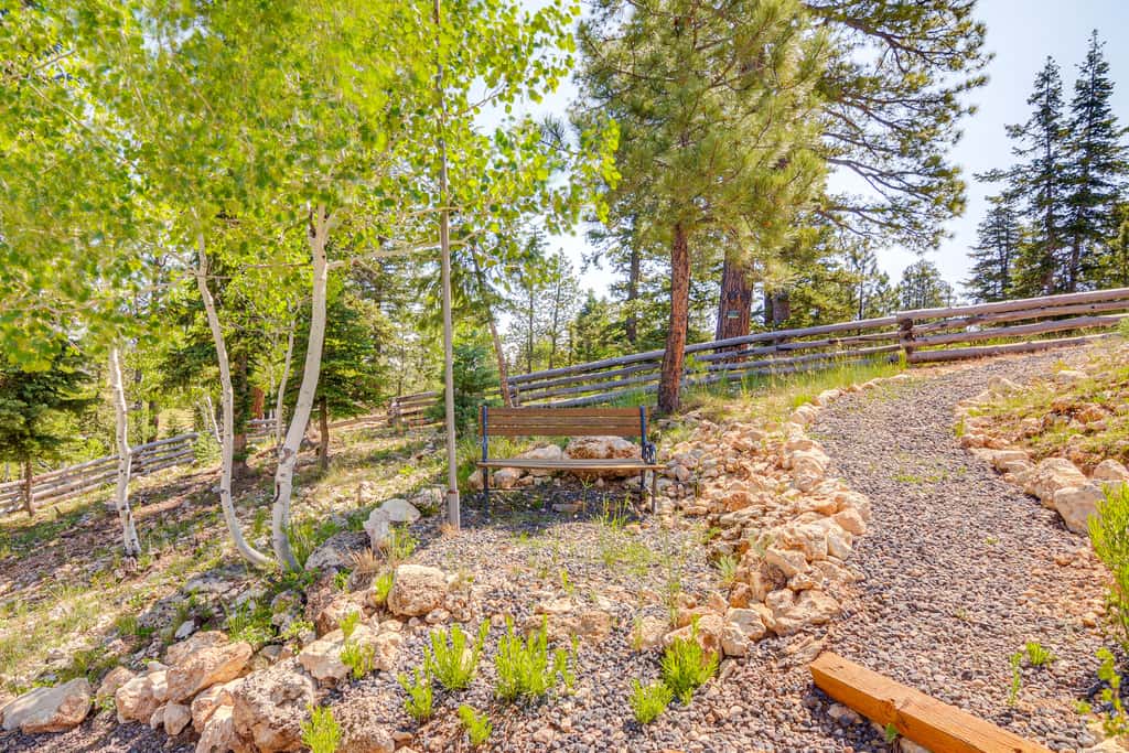 Fire Pit + Sauna: Inviting Utah Cabin