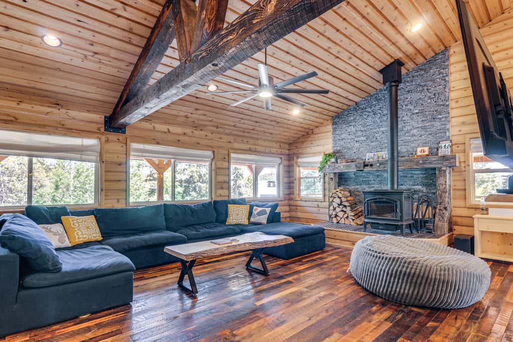 Fire Pit + Sauna: Inviting Utah Cabin