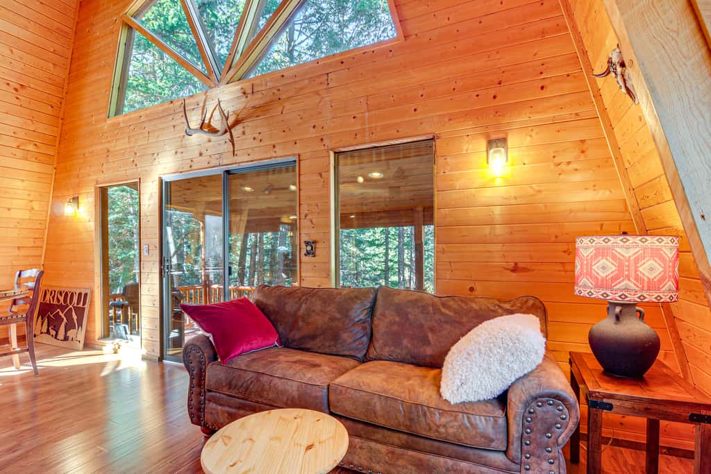 Near National Parks: Duck Creek Cabin Retreat