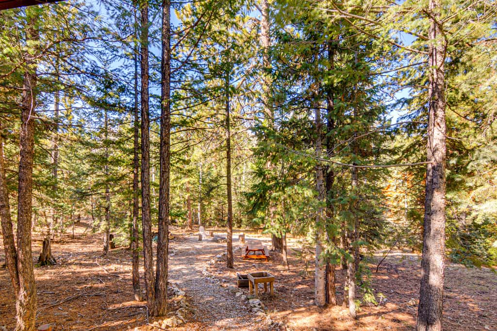 Near National Parks: Duck Creek Cabin Retreat