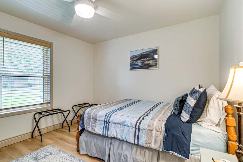 4 Mi to Texas A&M! Cozy Home Away From Home