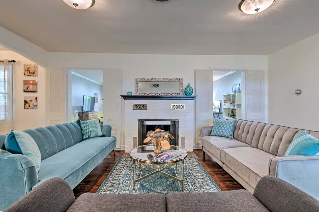 Ocean Springs Home - Walk to Beach & Downtown!