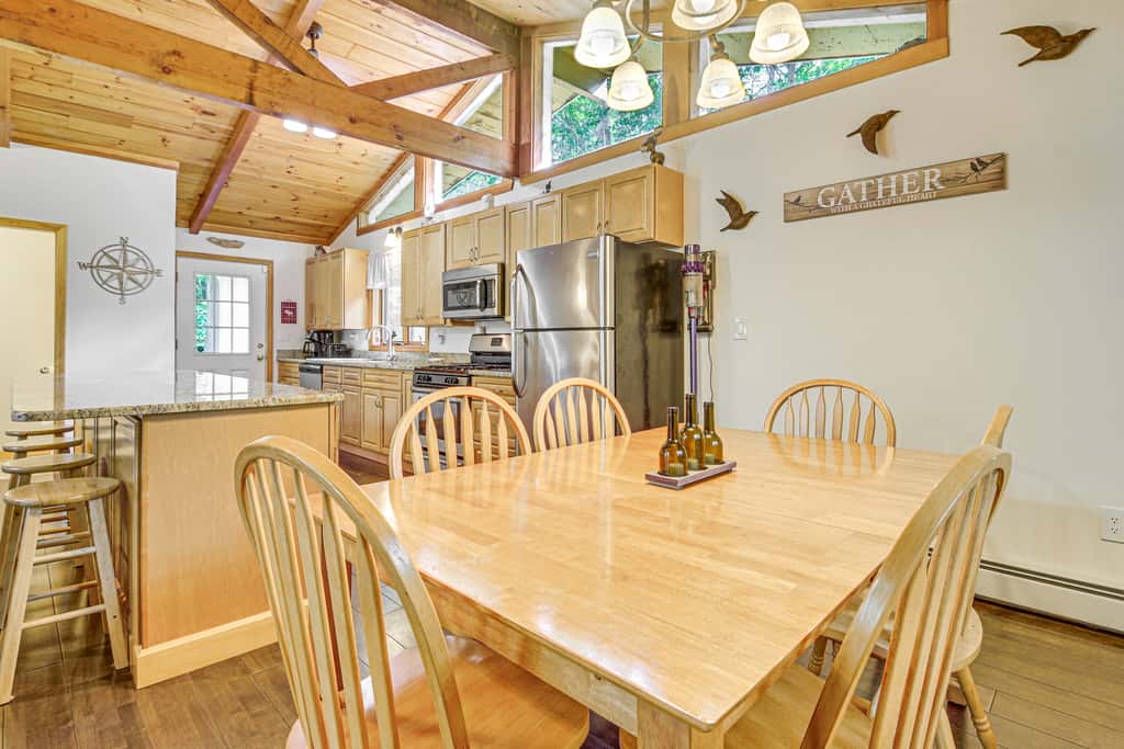 Peaceful Highland Lake Home w/ Kayaks, Dock Access