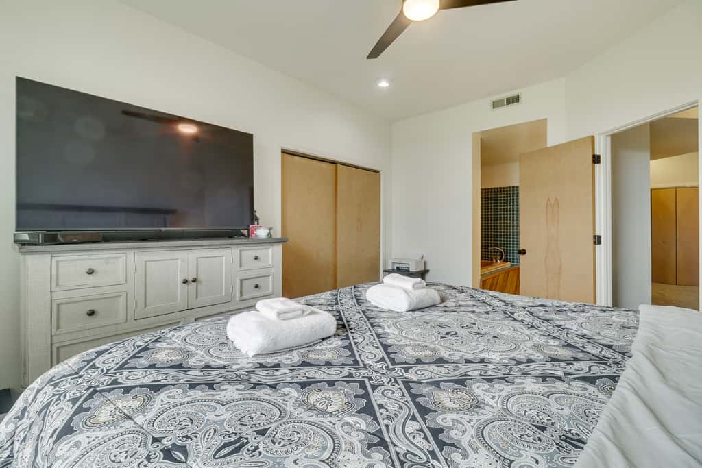 All-Season Fun! Wintergreen Resort Condo w/ Views