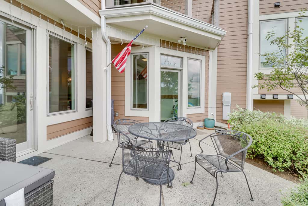 All-Season Fun! Wintergreen Resort Condo w/ Views