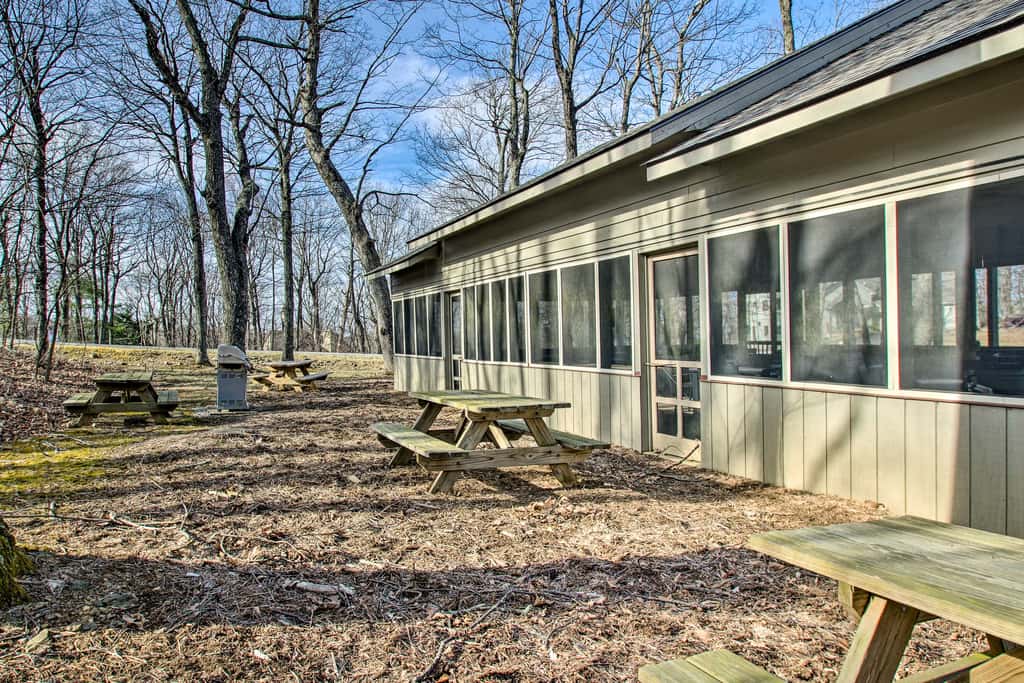 All-Season Fun! Wintergreen Resort Condo w/ Views
