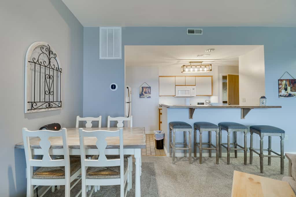 All-Season Fun! Wintergreen Resort Condo w/ Views