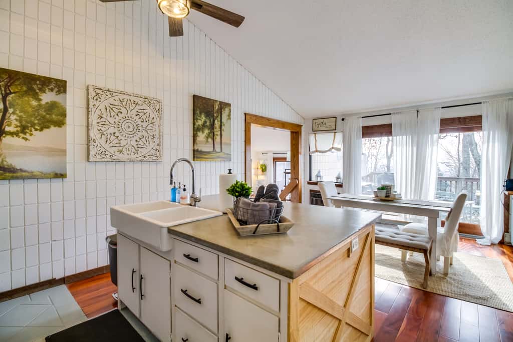 Wintergreen Resort Getaway w/ Deck, Mountain View!