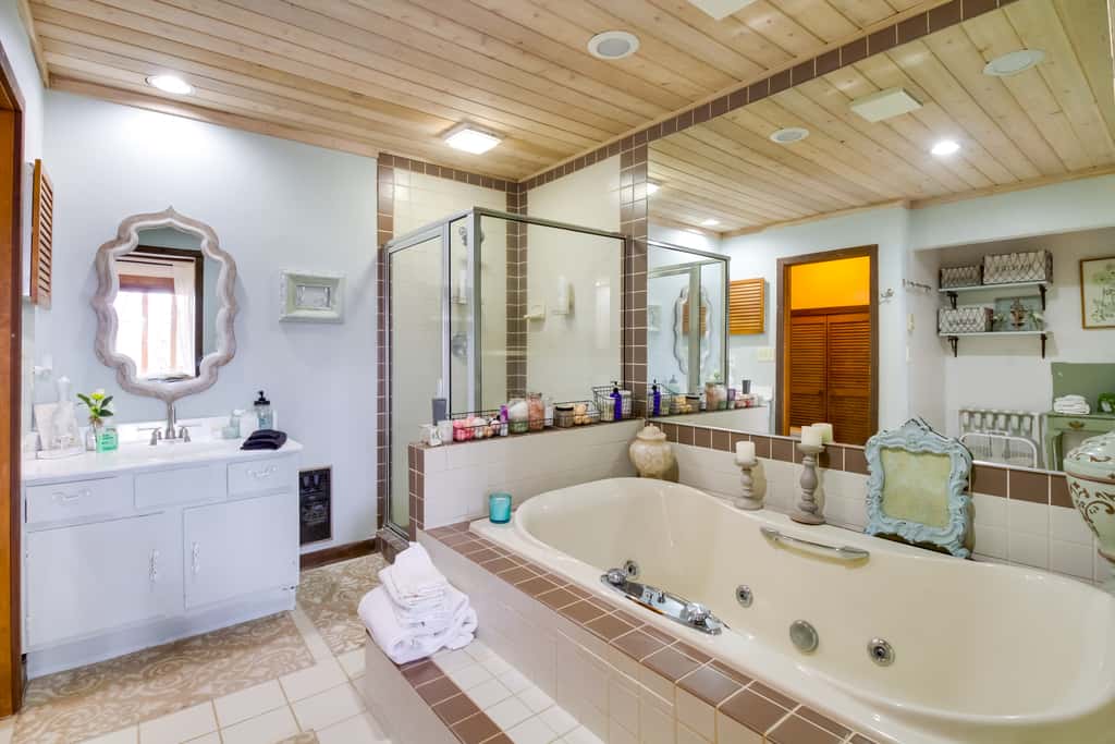 Wintergreen Resort Getaway w/ Deck, Mountain View!