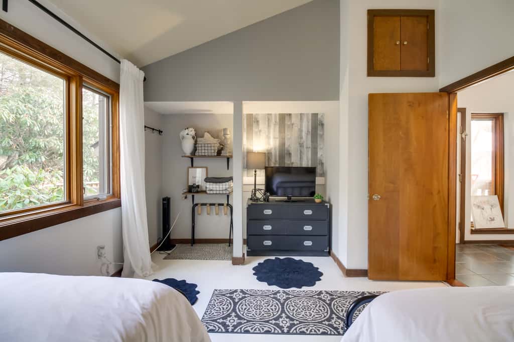 Wintergreen Resort Getaway w/ Deck, Mountain View!