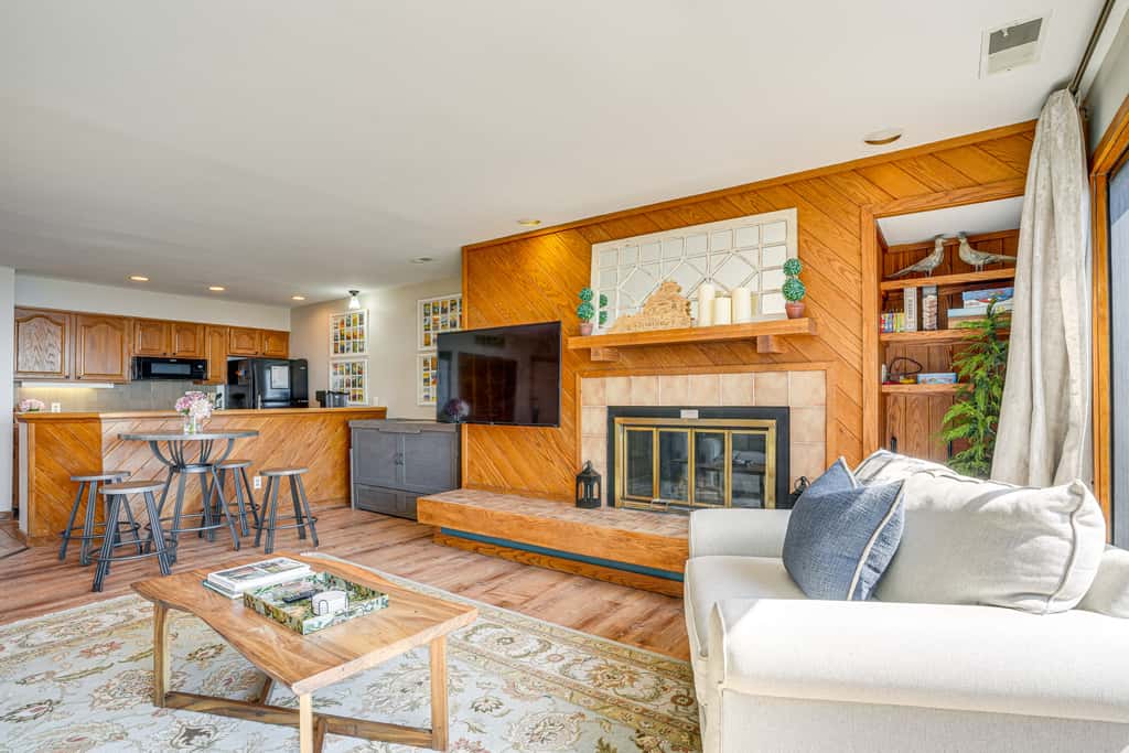 Pool Access: Scenic Condo in Wintergreen Resort!
