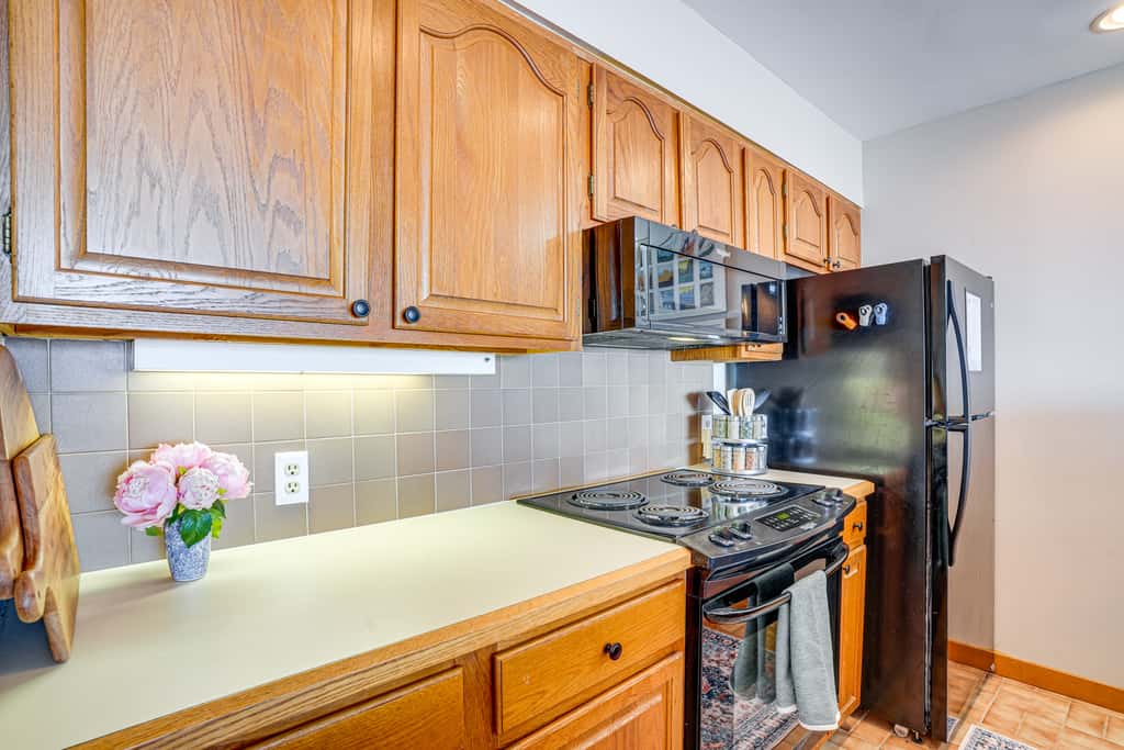 Pool Access: Scenic Condo in Wintergreen Resort!