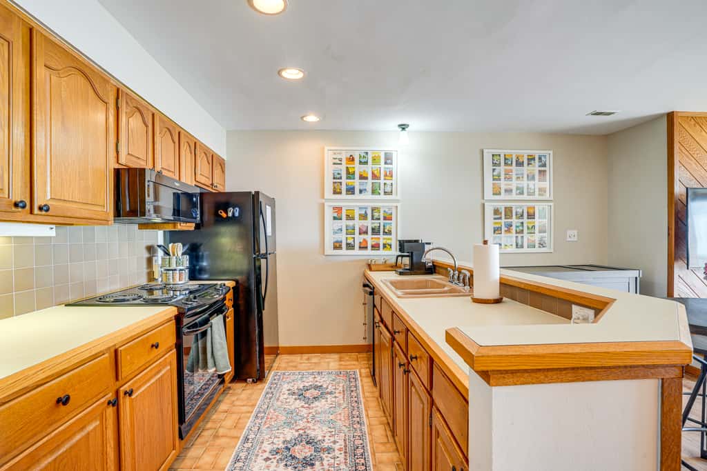 Pool Access: Scenic Condo in Wintergreen Resort!