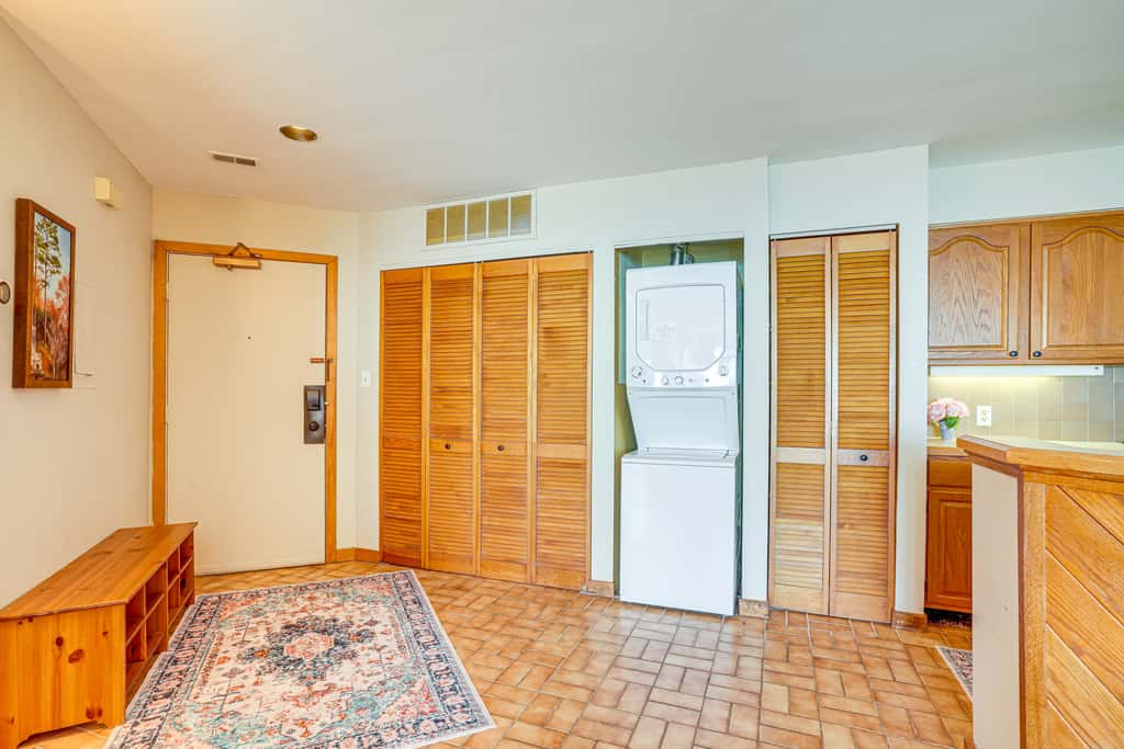 Pool Access: Scenic Condo in Wintergreen Resort!