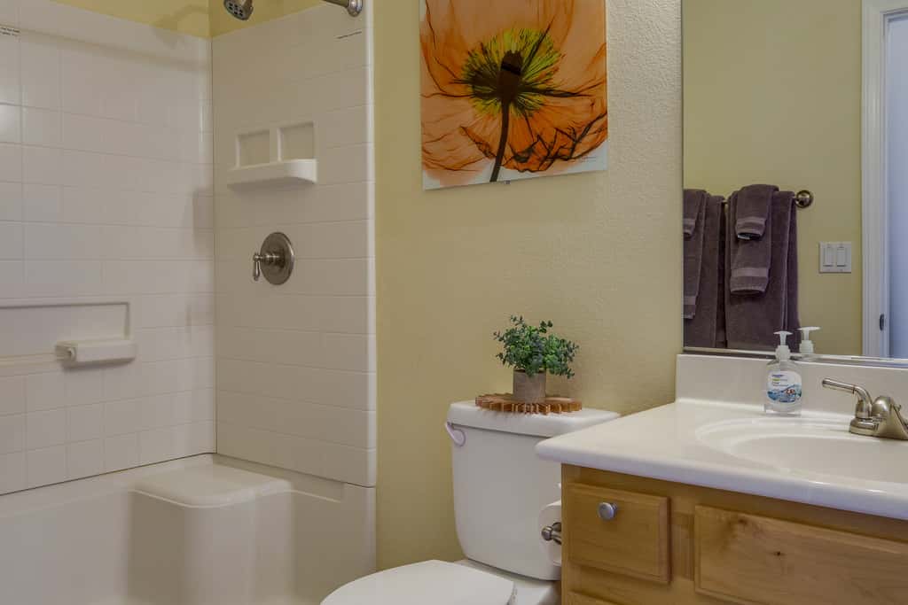 Mesquite Condo w/ Community Pool & Hot Tub!