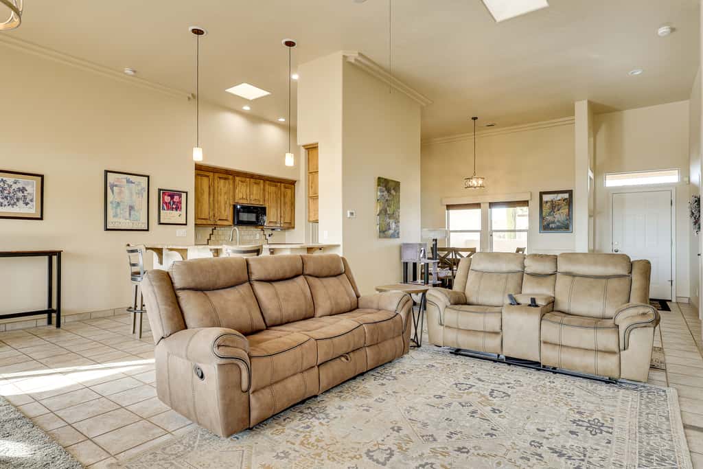 Golf, Hike & Stargaze: Quiet Home in Las Cruces