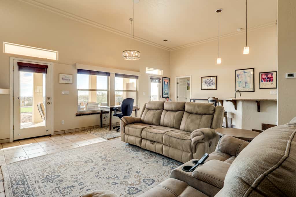 Golf, Hike & Stargaze: Quiet Home in Las Cruces
