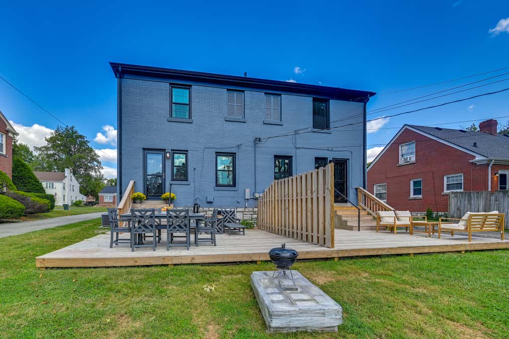 3 Mi to Dtwn: Updated Home w/ Hot Tub in Lexington