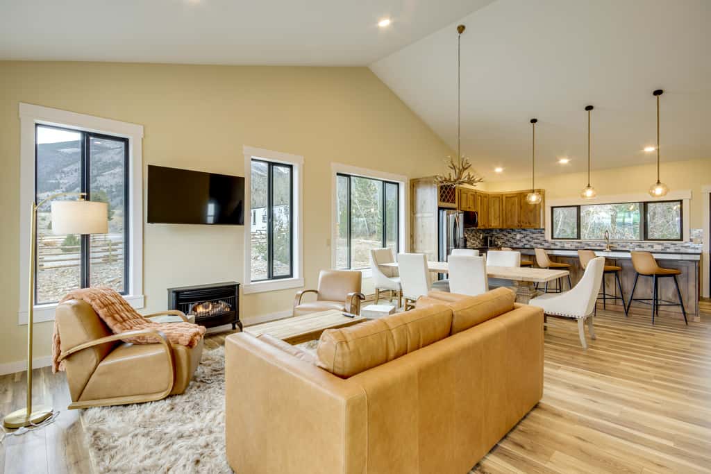 Mtn-View Gem Near Chico, Sage & Yellowstone!