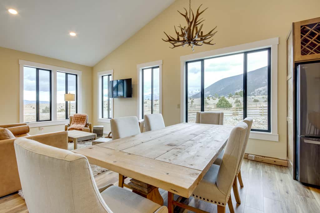 Mtn-View Gem Near Chico, Sage & Yellowstone!