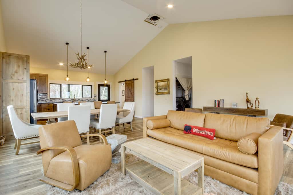 Mtn-View Gem Near Chico, Sage & Yellowstone!