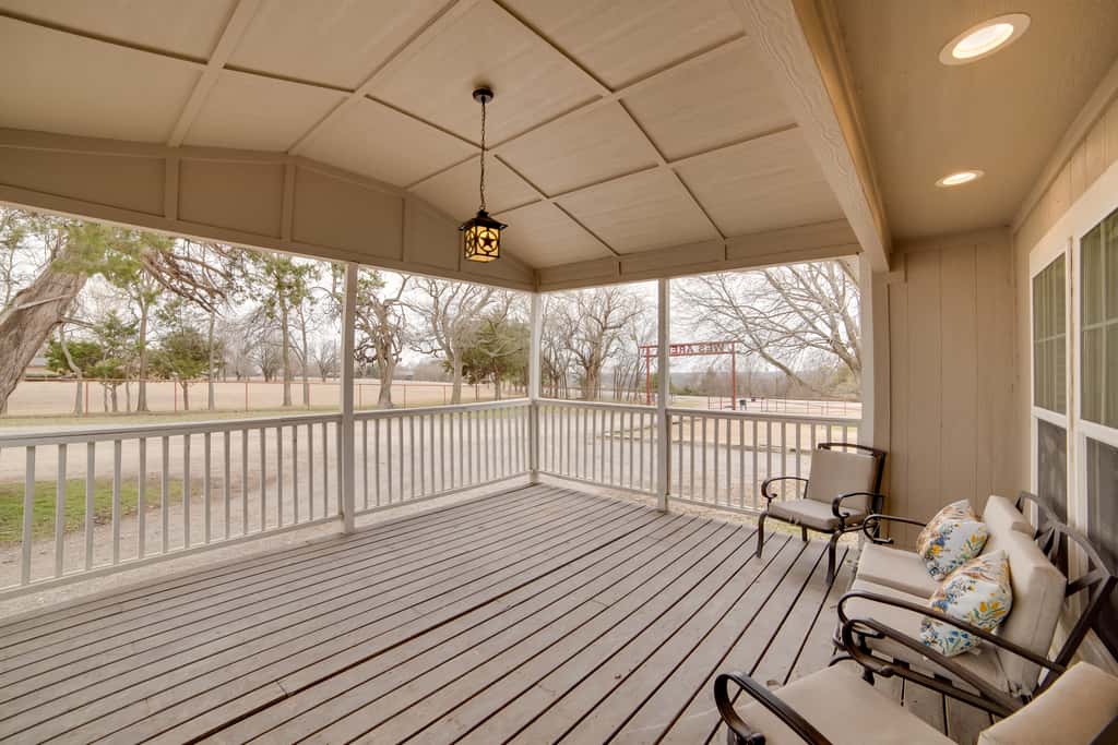 Steps to WES Arena: Pet-Friendly Cabin w/ Deck!
