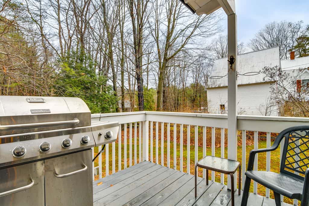 Ski, Hike & Fish: Dog-Friendly Gem in Conway
