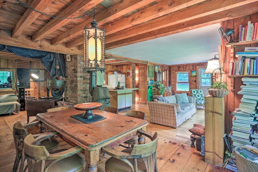 Berkshire Riverfront Ski Cabin: Close to Hiking!